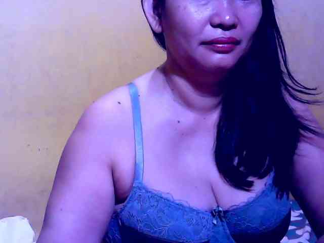 SweetMonlight webcam