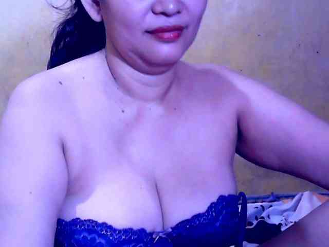 SweetMonlight webcam