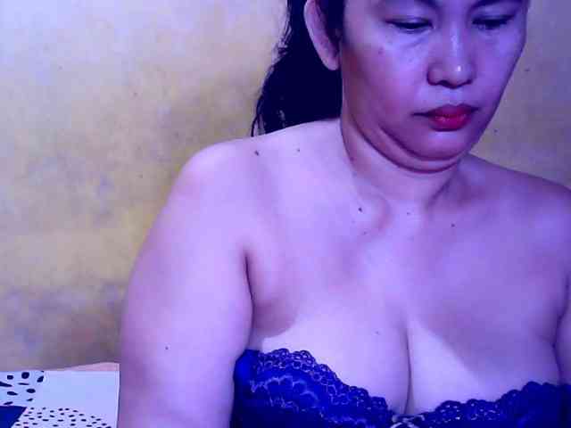 SweetMonlight webcam