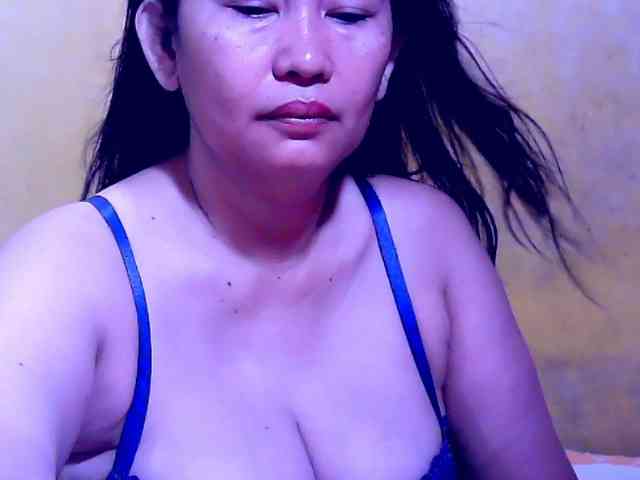 SweetMonlight webcam