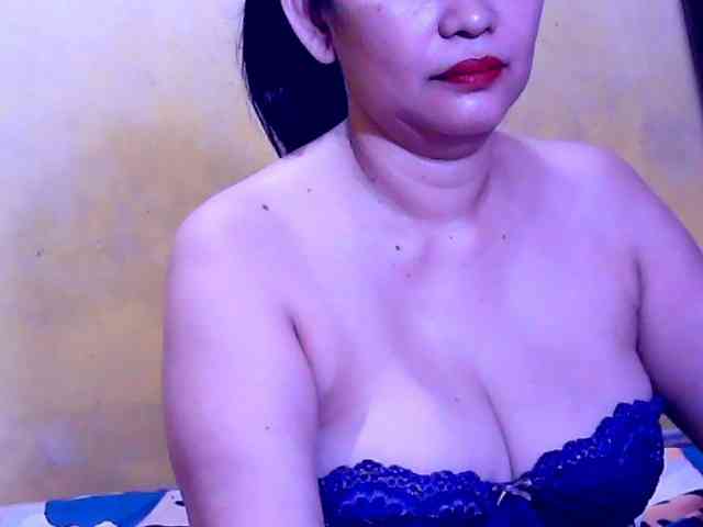 SweetMonlight webcam