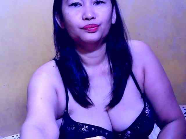 SweetMonlight webcam