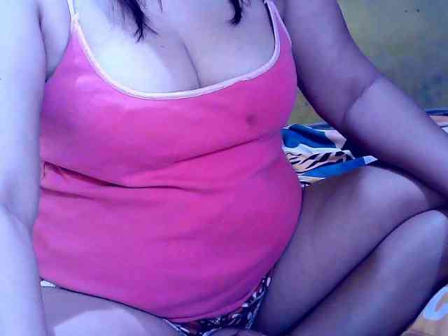 SweetMonlight webcam