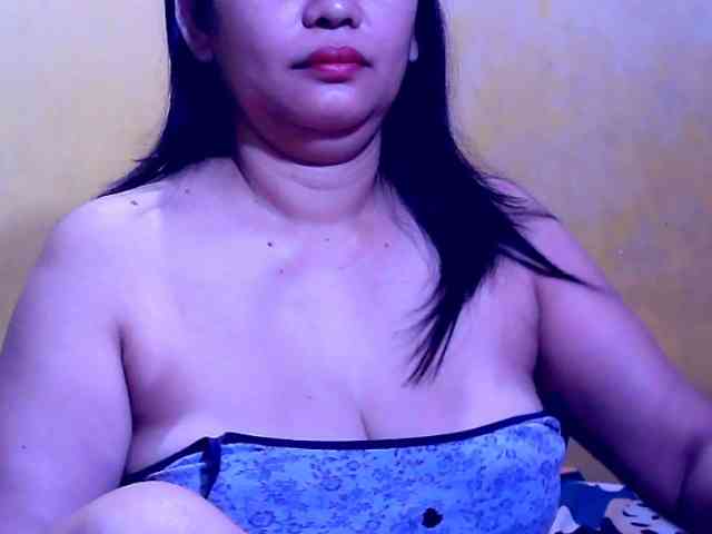 SweetMonlight webcam