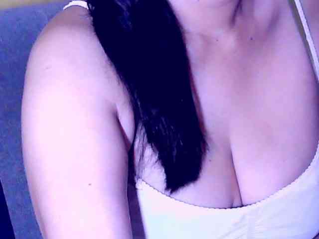SweetMonlight webcam