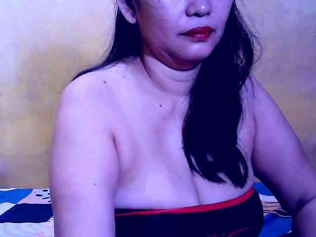 SweetMonlight webcam