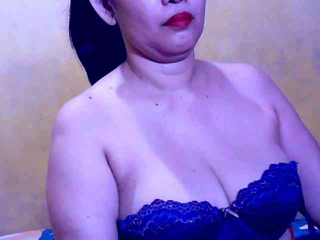 SweetMonlight webcam