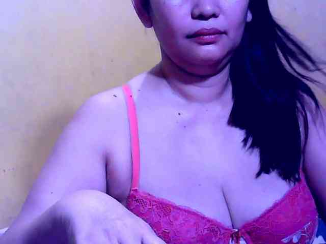 SweetMonlight webcam