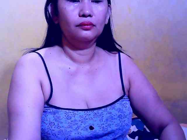 SweetMonlight webcam