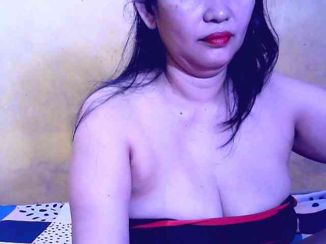 SweetMonlight webcam