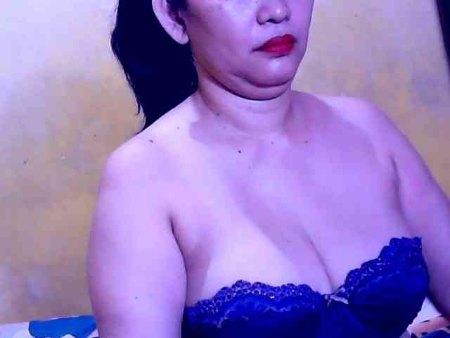 SweetMonlight webcam