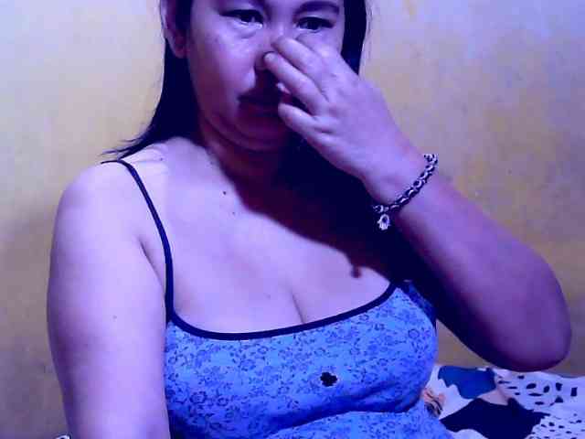 SweetMonlight webcam