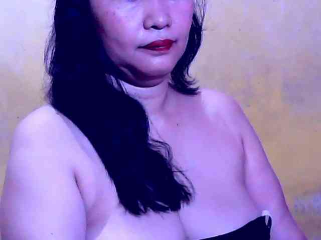 SweetMonlight webcam