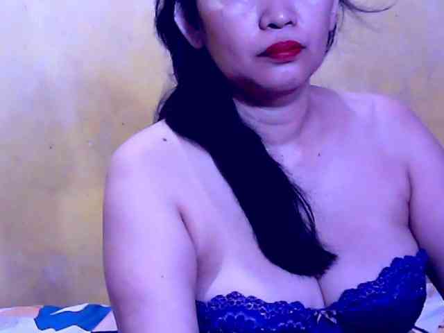 SweetMonlight webcam