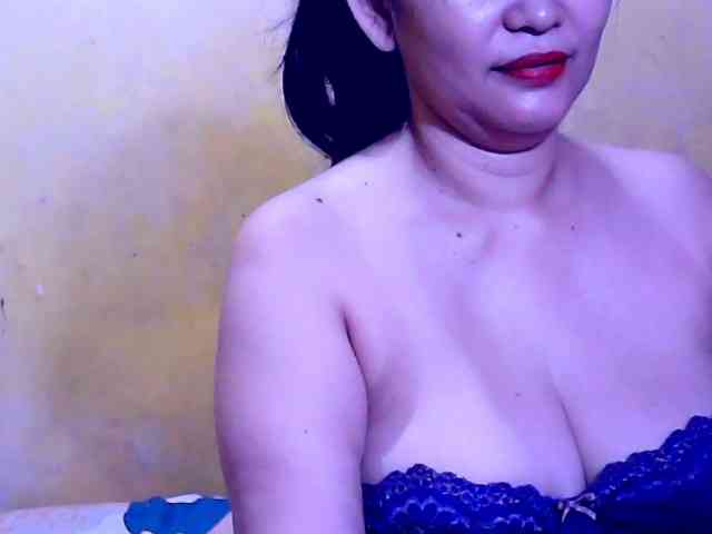 SweetMonlight webcam