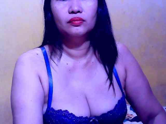 SweetMonlight webcam