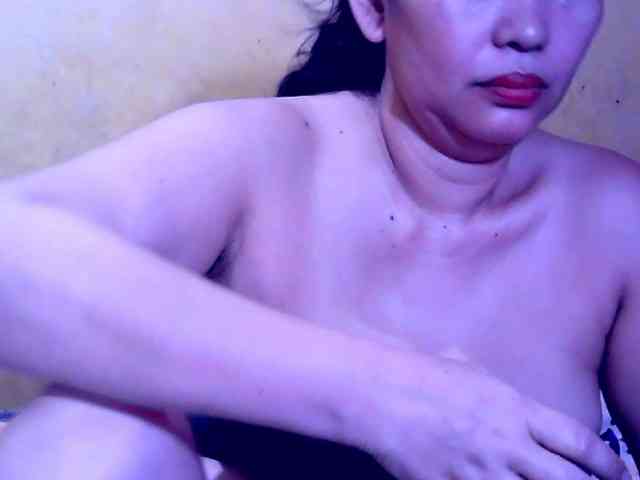 SweetMonlight webcam