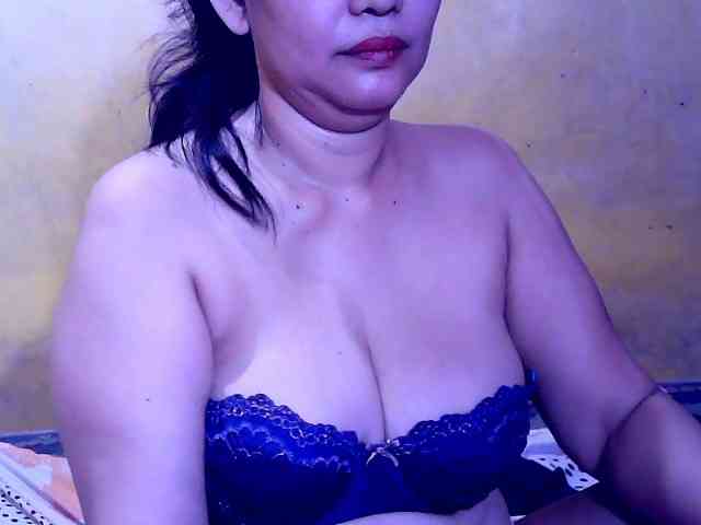 SweetMonlight webcam