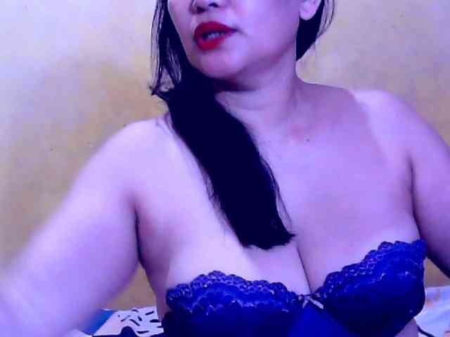 SweetMonlight webcam