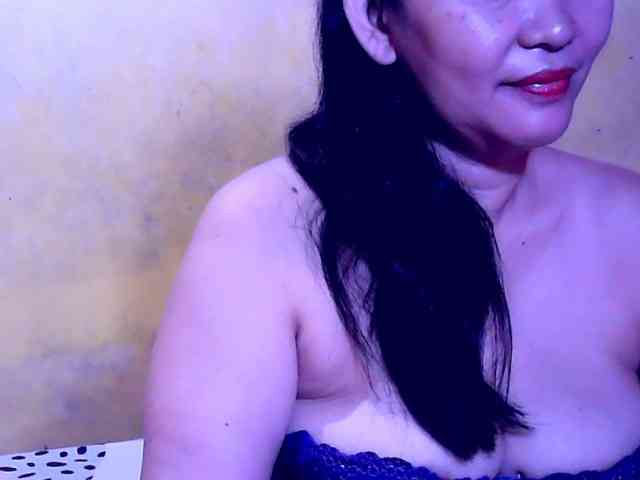 SweetMonlight webcam