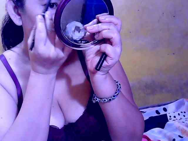 SweetMonlight webcam