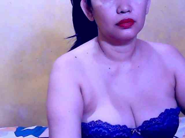 SweetMonlight webcam