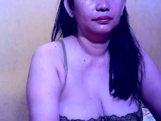 SweetMonlight webcam