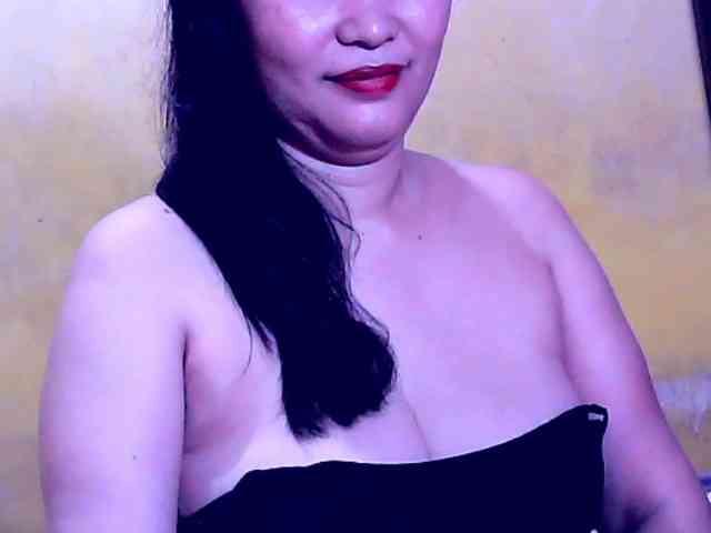 SweetMonlight webcam