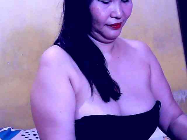 SweetMonlight webcam