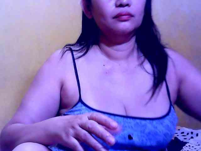 SweetMonlight webcam