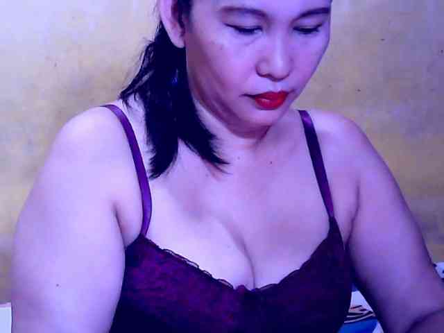 SweetMonlight webcam