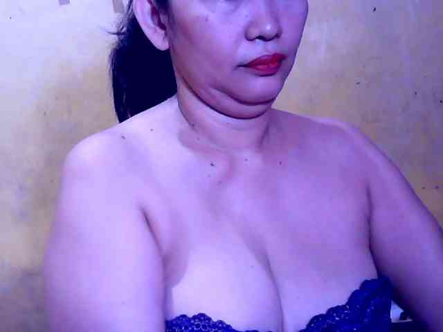 SweetMonlight webcam