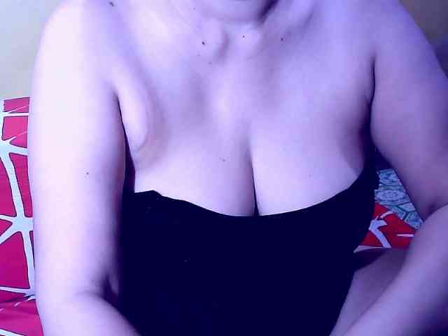 Carmela4u webcam