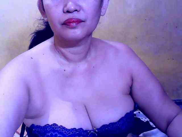 SweetMonlight webcam