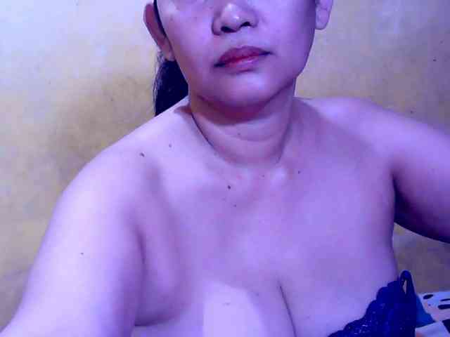 SweetMonlight webcam