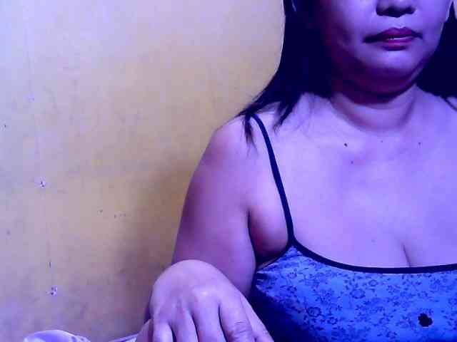 SweetMonlight webcam