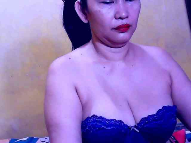 SweetMonlight webcam