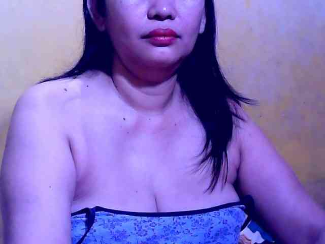 SweetMonlight webcam