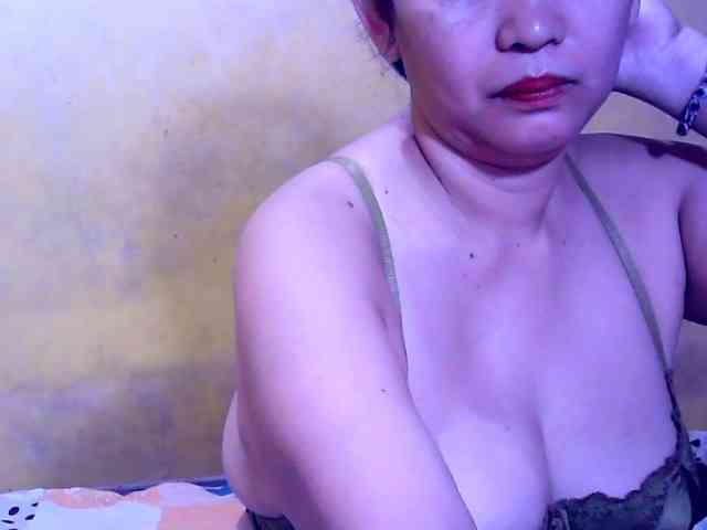 SweetMonlight webcam