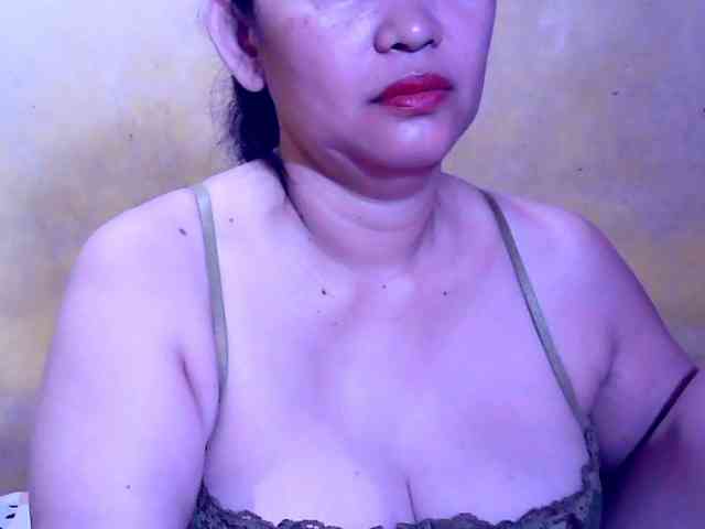 SweetMonlight webcam