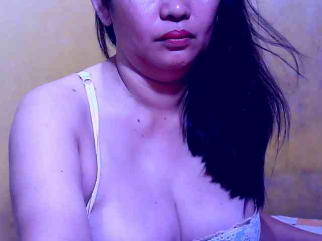 SweetMonlight webcam