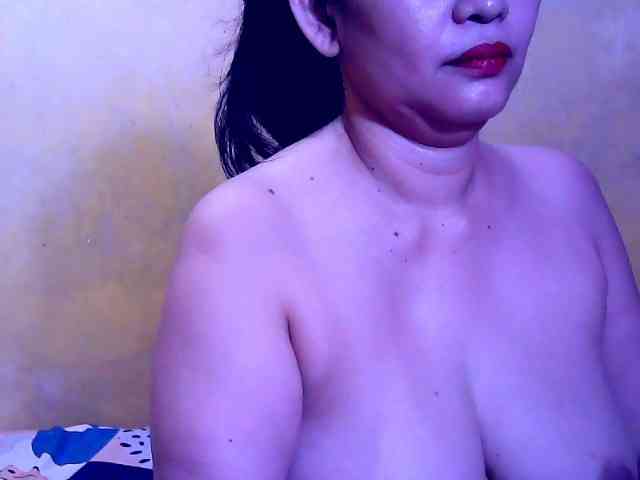 SweetMonlight webcam