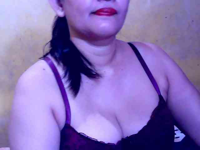 SweetMonlight webcam