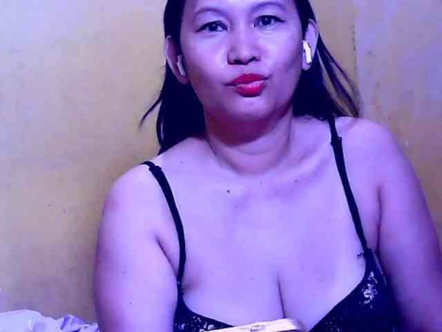 SweetMonlight webcam