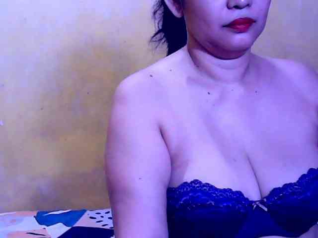 SweetMonlight webcam