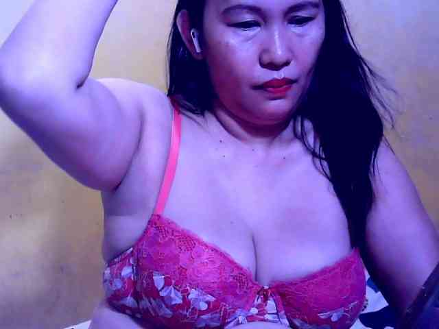 SweetMonlight webcam