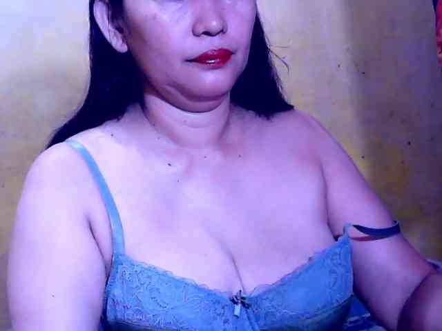 SweetMonlight webcam