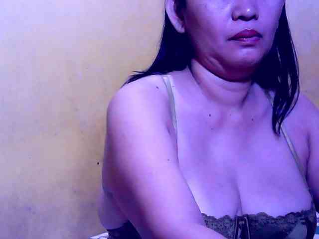 SweetMonlight webcam