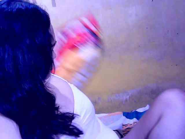 SweetMonlight webcam