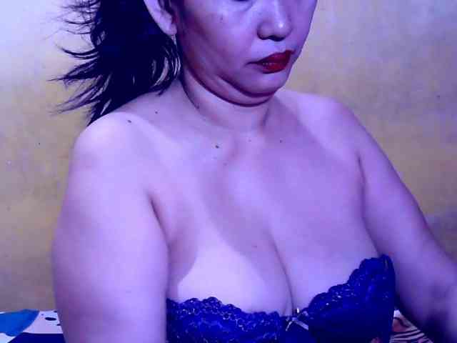 SweetMonlight webcam